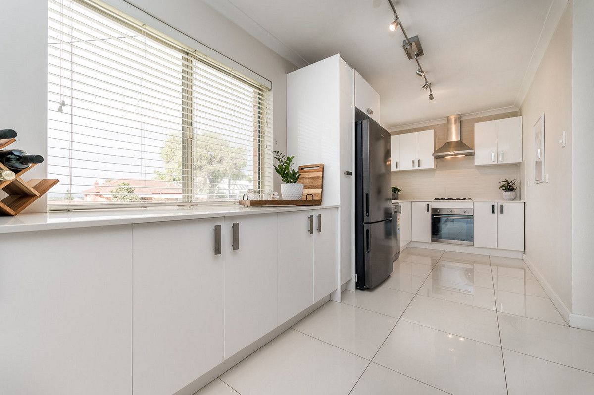 2 bedrooms Apartment / Unit / Flat in 7/5 Hillside Crescent MAYLANDS WA, 6051