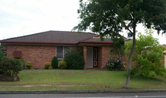 2/99 Gorokan Drive, Lake Haven NSW 2263