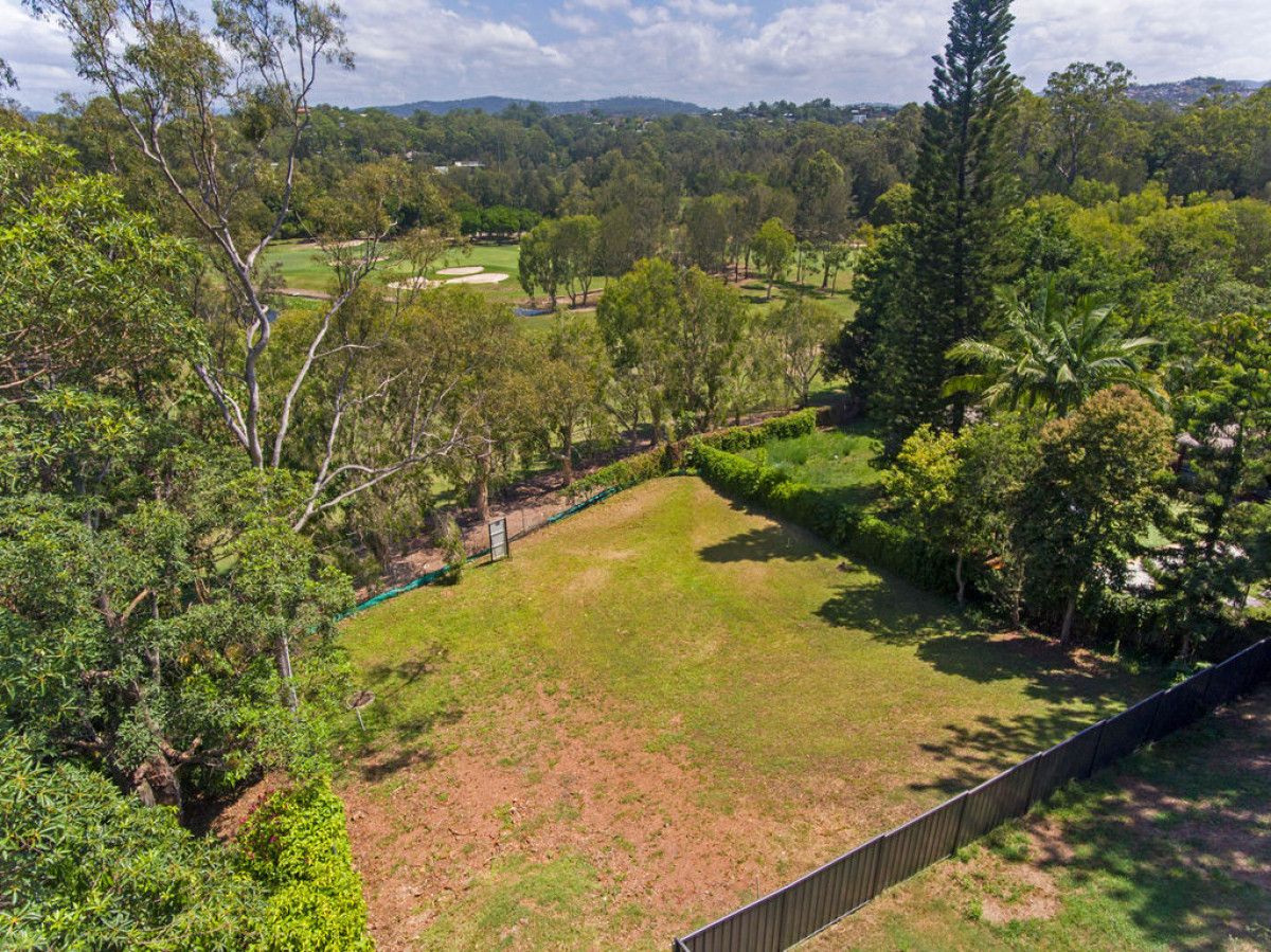 77A Plateau Crescent, Carrara QLD 4211, Image 1