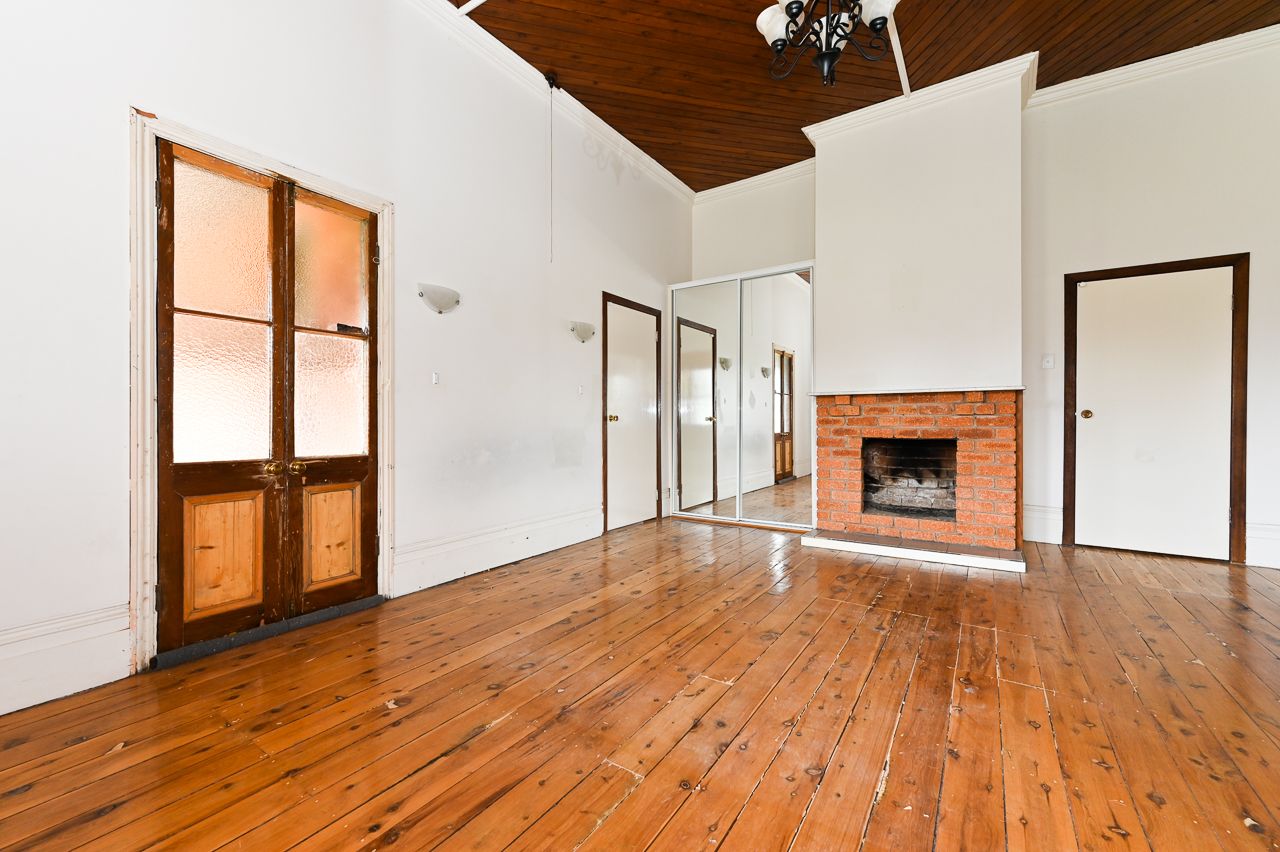 42 Grosvenor Street, Narrandera NSW 2700, Image 2