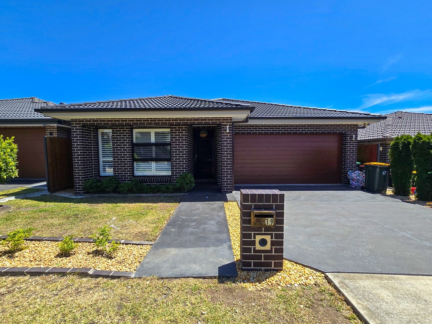 4 bedrooms House in 19 Mccormack Street ORAN PARK NSW, 2570