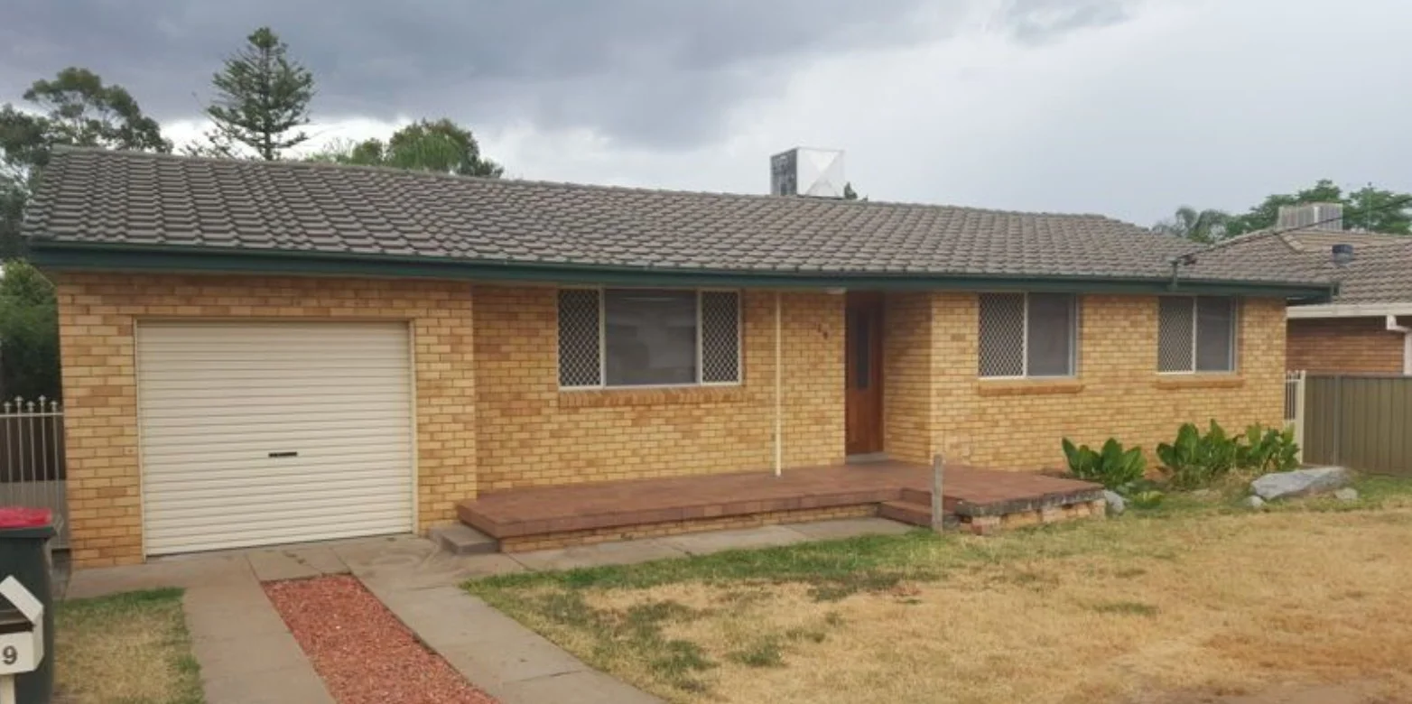 29 Oak Street, Tamworth NSW 2340