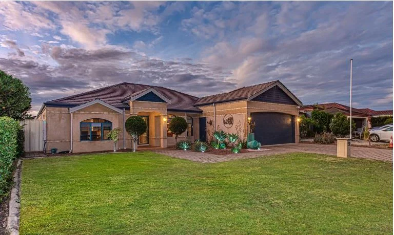 7 The Bridgeway, Canning Vale WA 6155