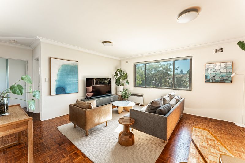 2 bedrooms Apartment / Unit / Flat in 4/10 Mundarrah Street CLOVELLY NSW, 2031
