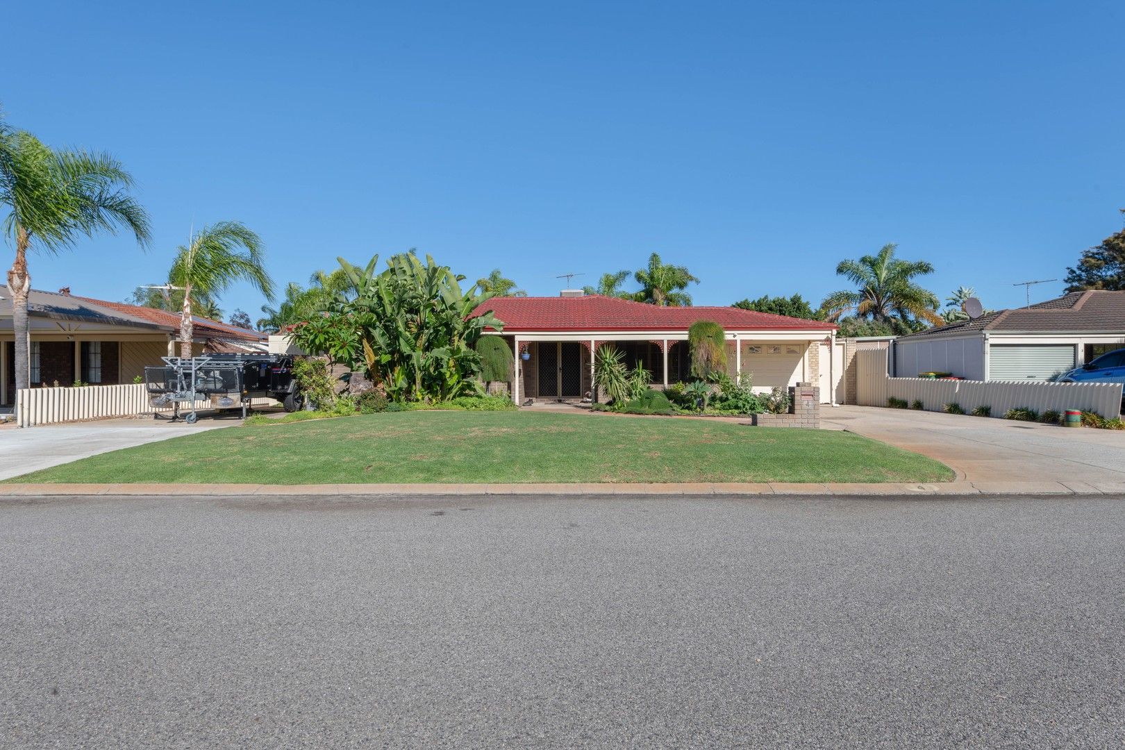 4 Pinjar Court, Waikiki WA 6169, Image 1