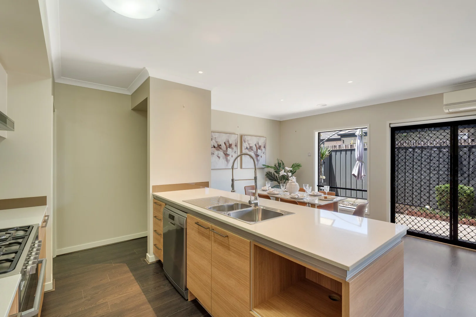 Additional image 3 of 25 Wallflower Close, Craigieburn VIC 3064