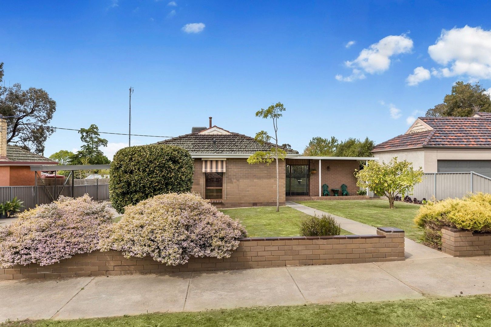 3 bedrooms House in 11 Eastern Road STRATHDALE VIC, 3550