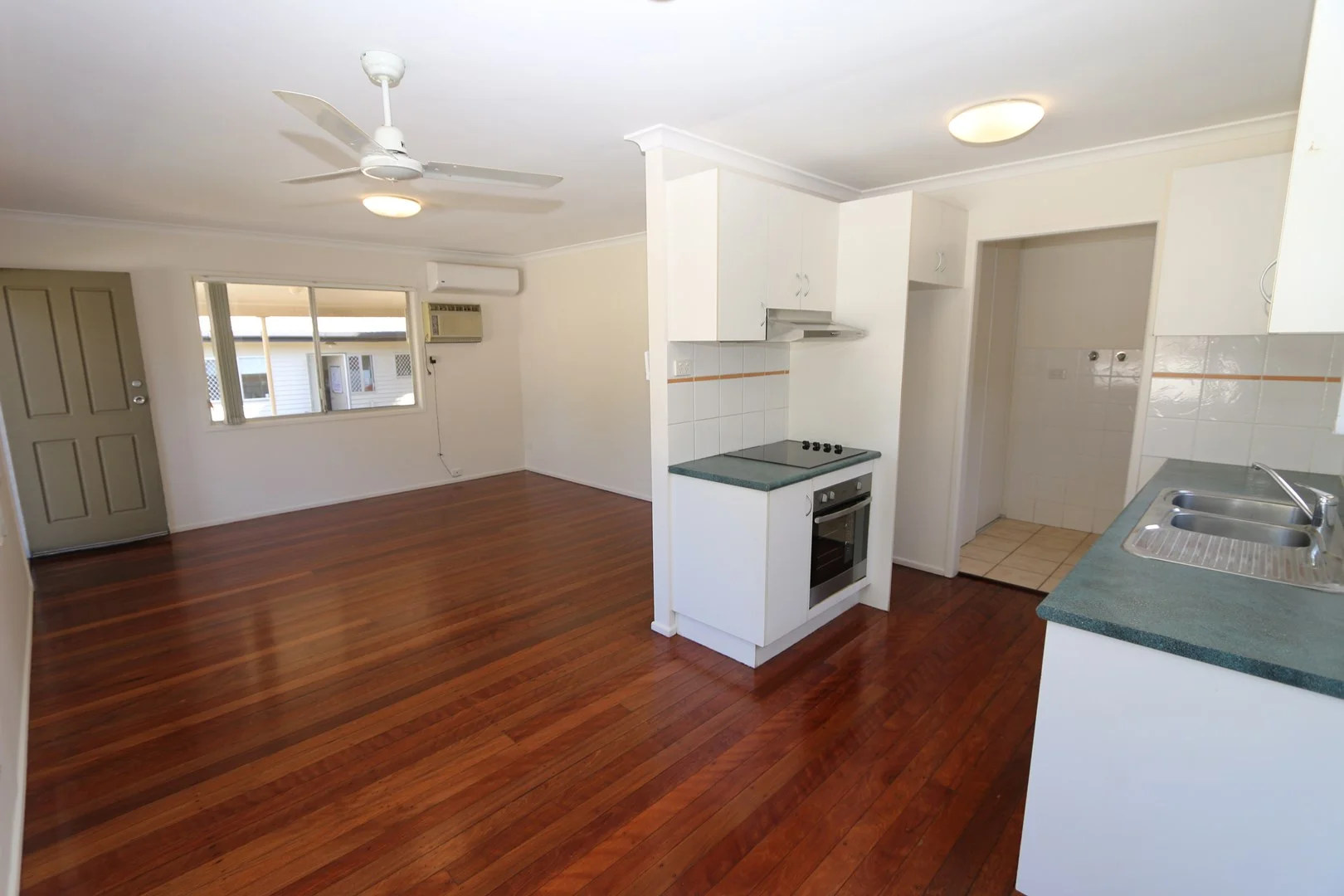Additional image 3 of 23 Susanne Street, Southport QLD 4215