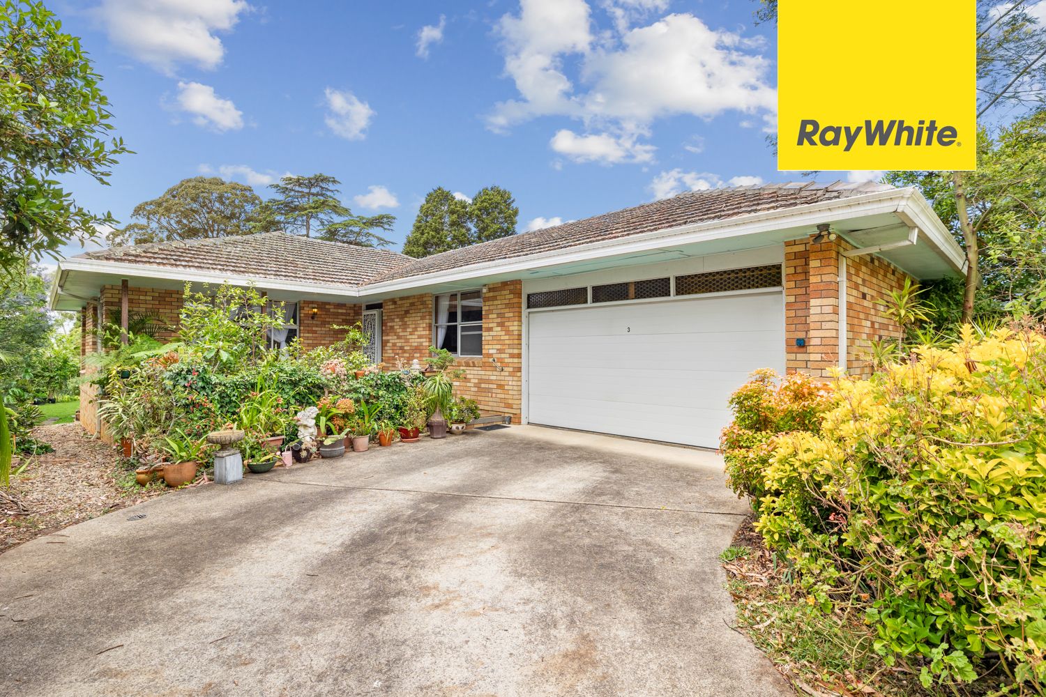 4 bedrooms House in 3 Brigadoon Court EPPING NSW, 2121