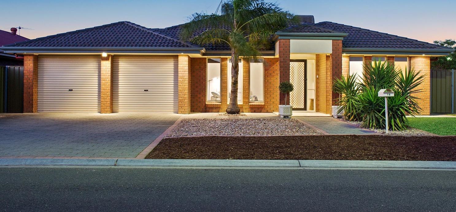 4 bedrooms House in 16 St George Court ANDREWS FARM SA, 5114