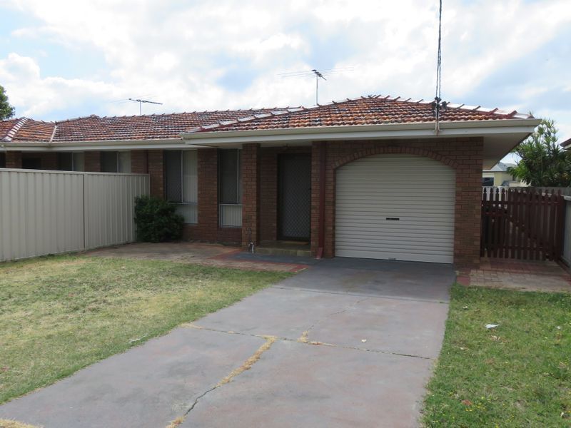 3 bedrooms House in 104 Telford Crescent STIRLING WA, 6021