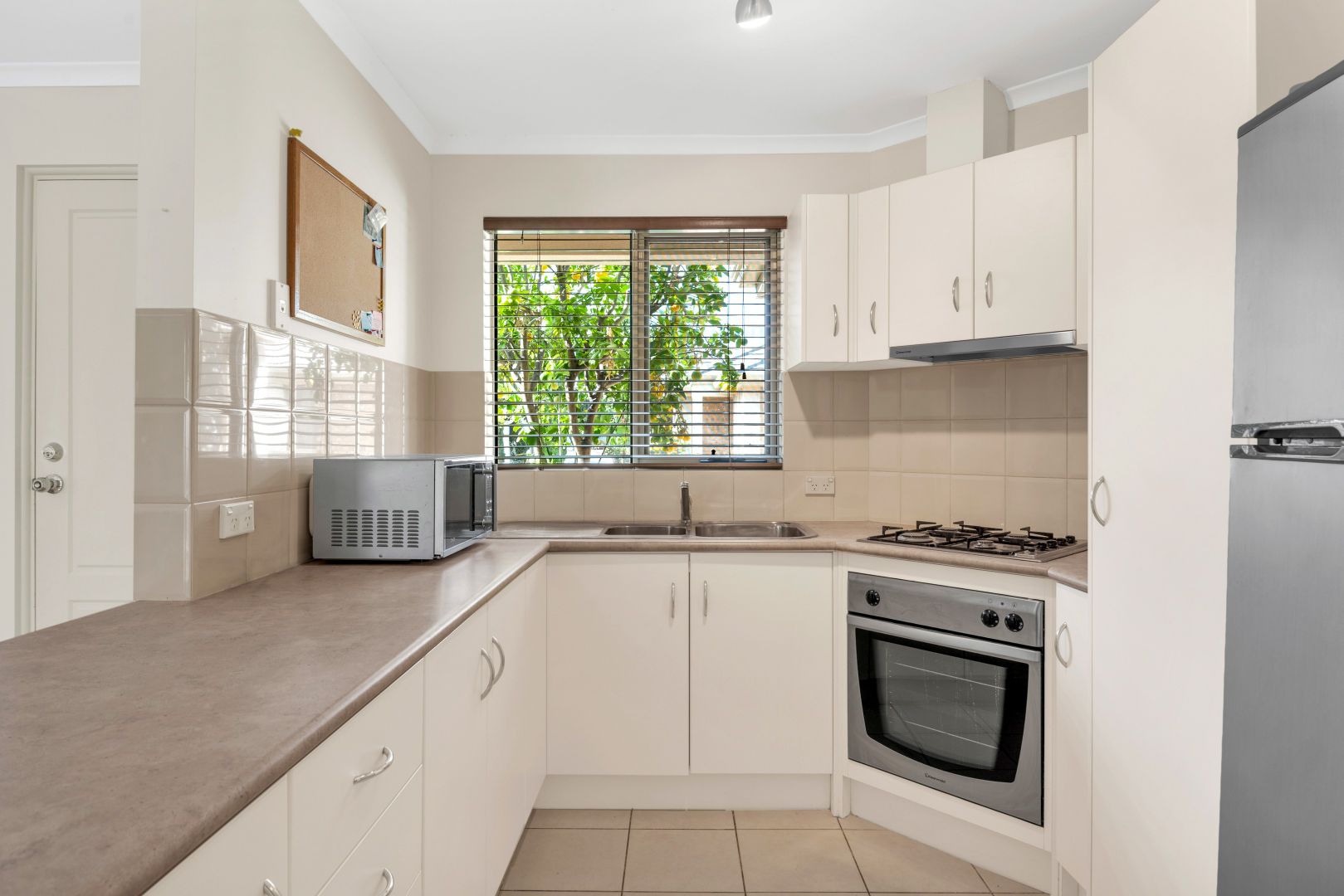 4/2 Renfrey Street, Oaklands Park SA 5046, Image 2