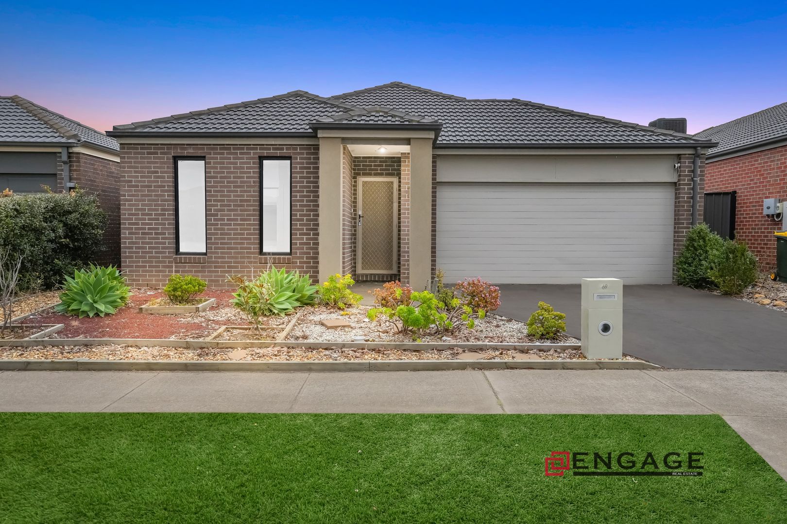 4 bedrooms House in 69 Crossway Avenue TARNEIT VIC, 3029