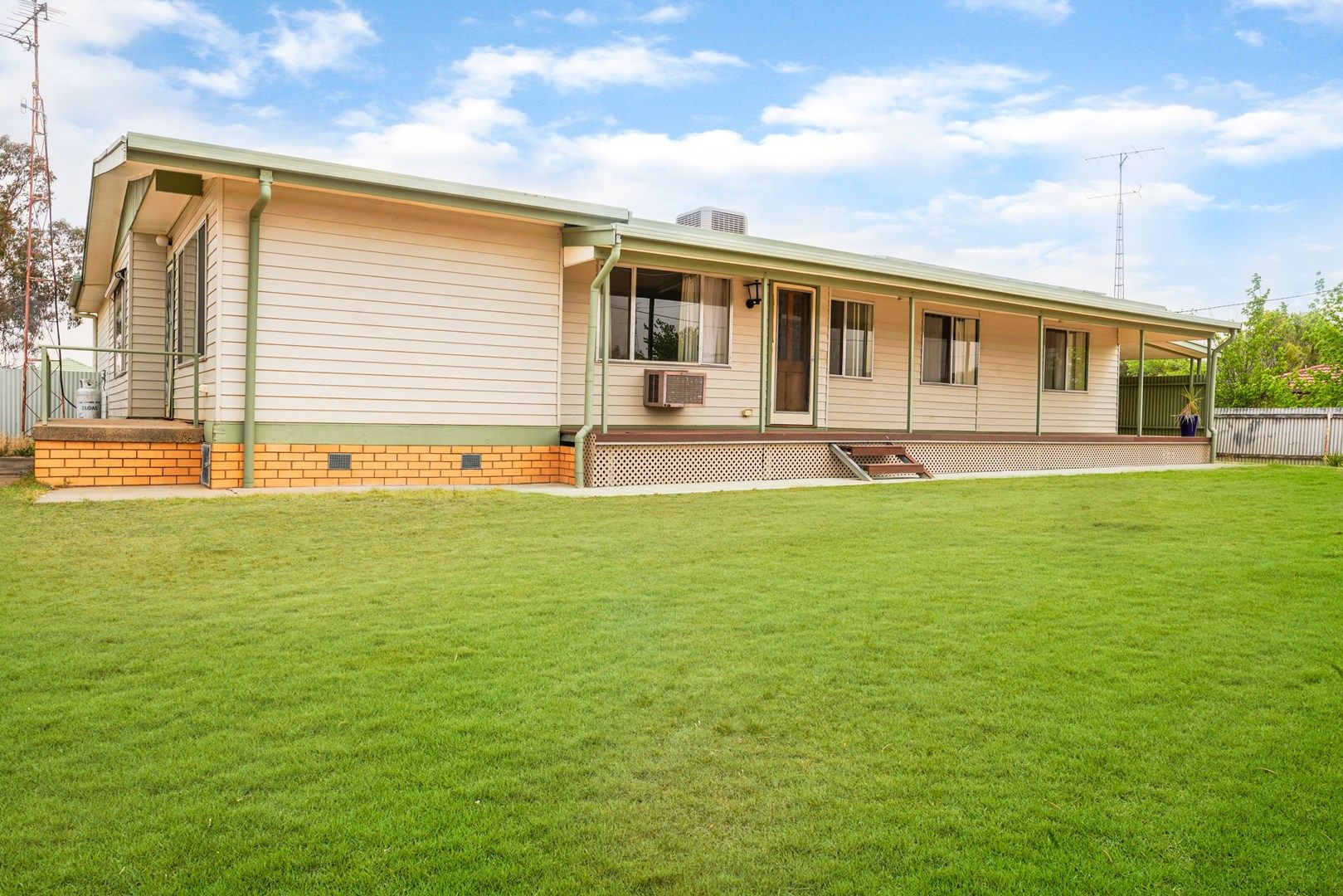 10 Ferrier Street, Lockhart NSW 2656, Image 0