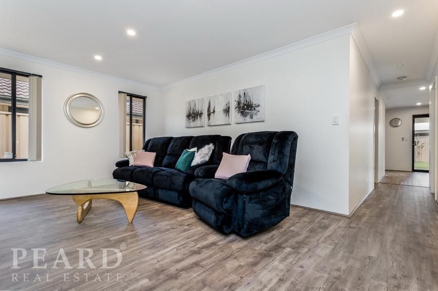 35 Korcula Boulevard, Canning Vale WA 6155, Image 2