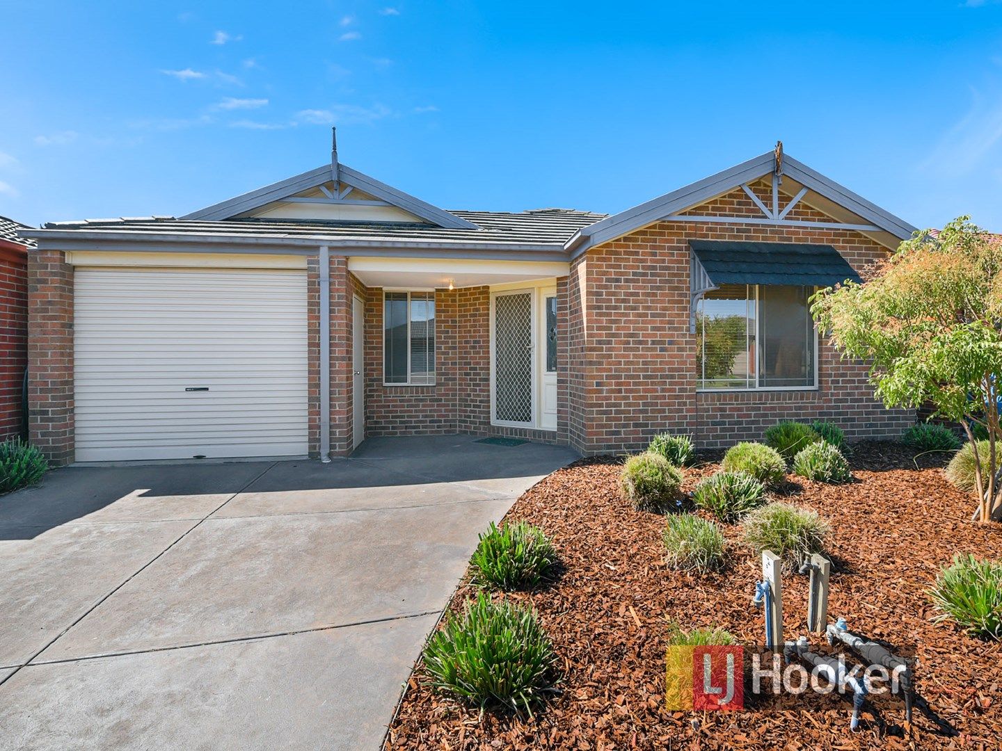 4 Tyndall Street, Cranbourne East VIC 3977, Image 0