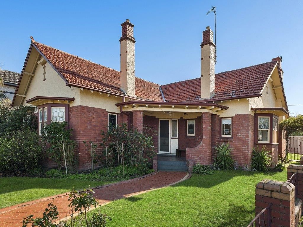 5 bedrooms House in 1202 Sturt Street BALLARAT CENTRAL VIC, 3350