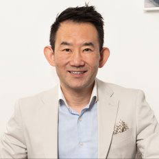 Aaron Chuah, Sales representative