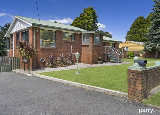 26 Douglas Street, Beaconsfield TAS 7270