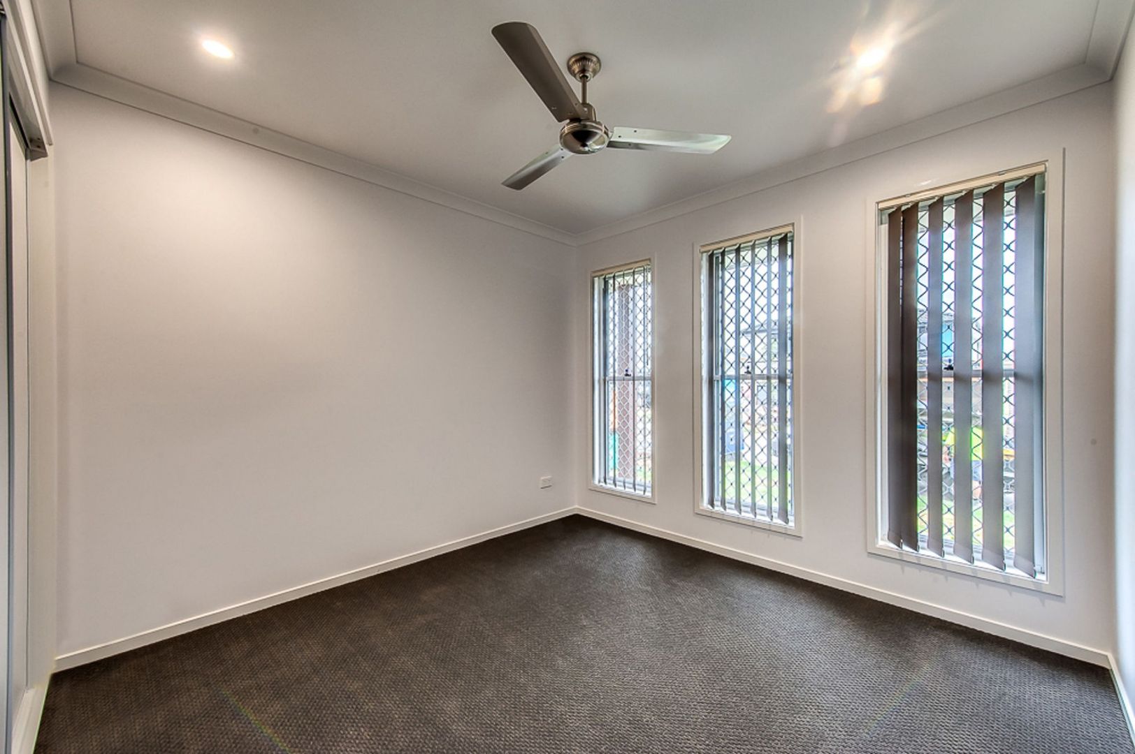 10 Berkshire Pl, Heathwood QLD 4110 House For Rent Domain