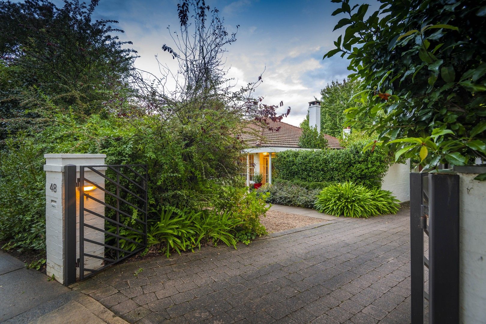 4 bedrooms House in 48 Dominion Circuit FORREST ACT, 2603