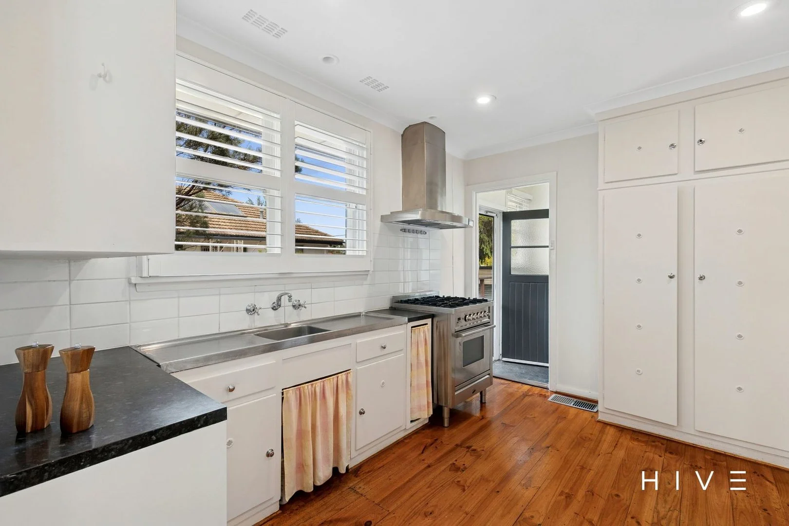 Additional image 11 of 27 MacDonnell Street, Yarralumla ACT 2600