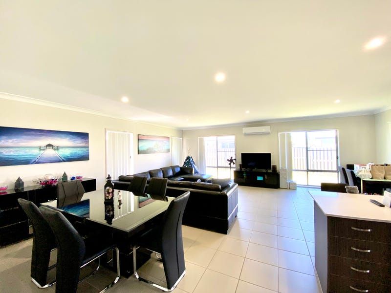 4 bedrooms House in 15 Stinson Circuit COOMERA QLD, 4209