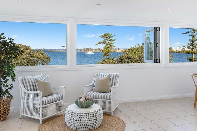 Picture of 351 Esplanade, MANLY QLD 4179