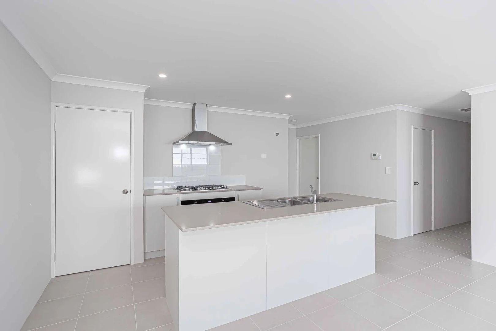 Additional image 21 of 28 Loutraki Crescent, Alkimos WA 6038