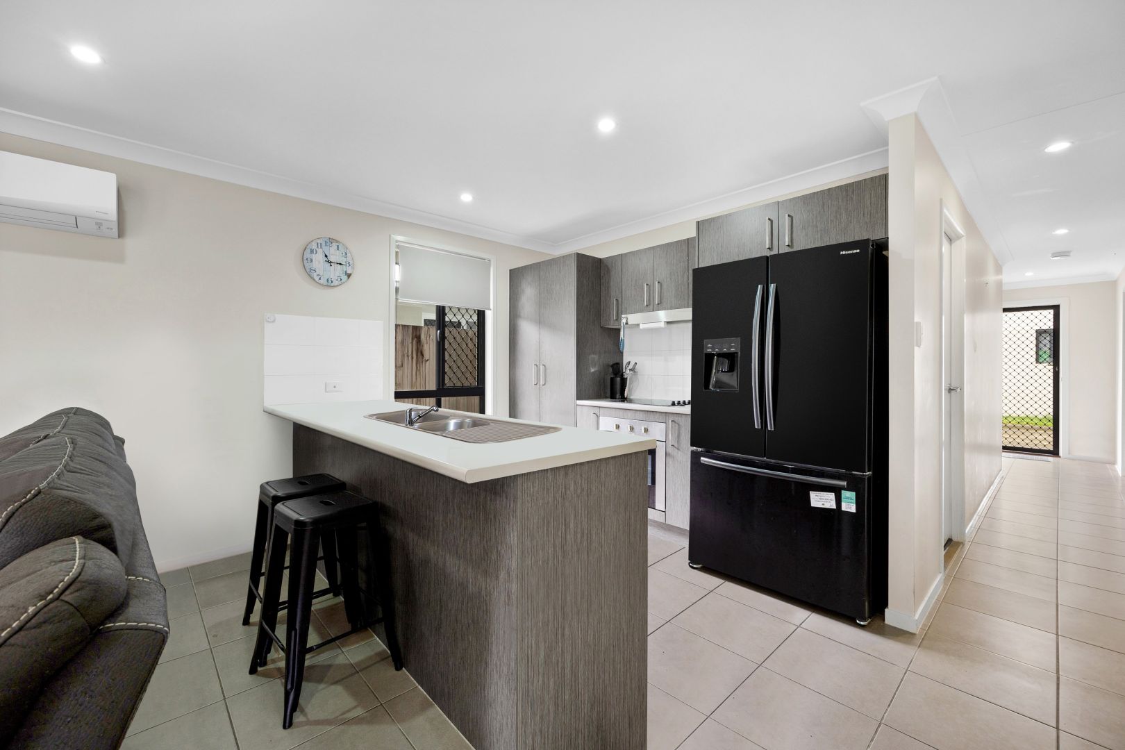 2C Mansfield Drive, Beaconsfield QLD 4740, Image 2
