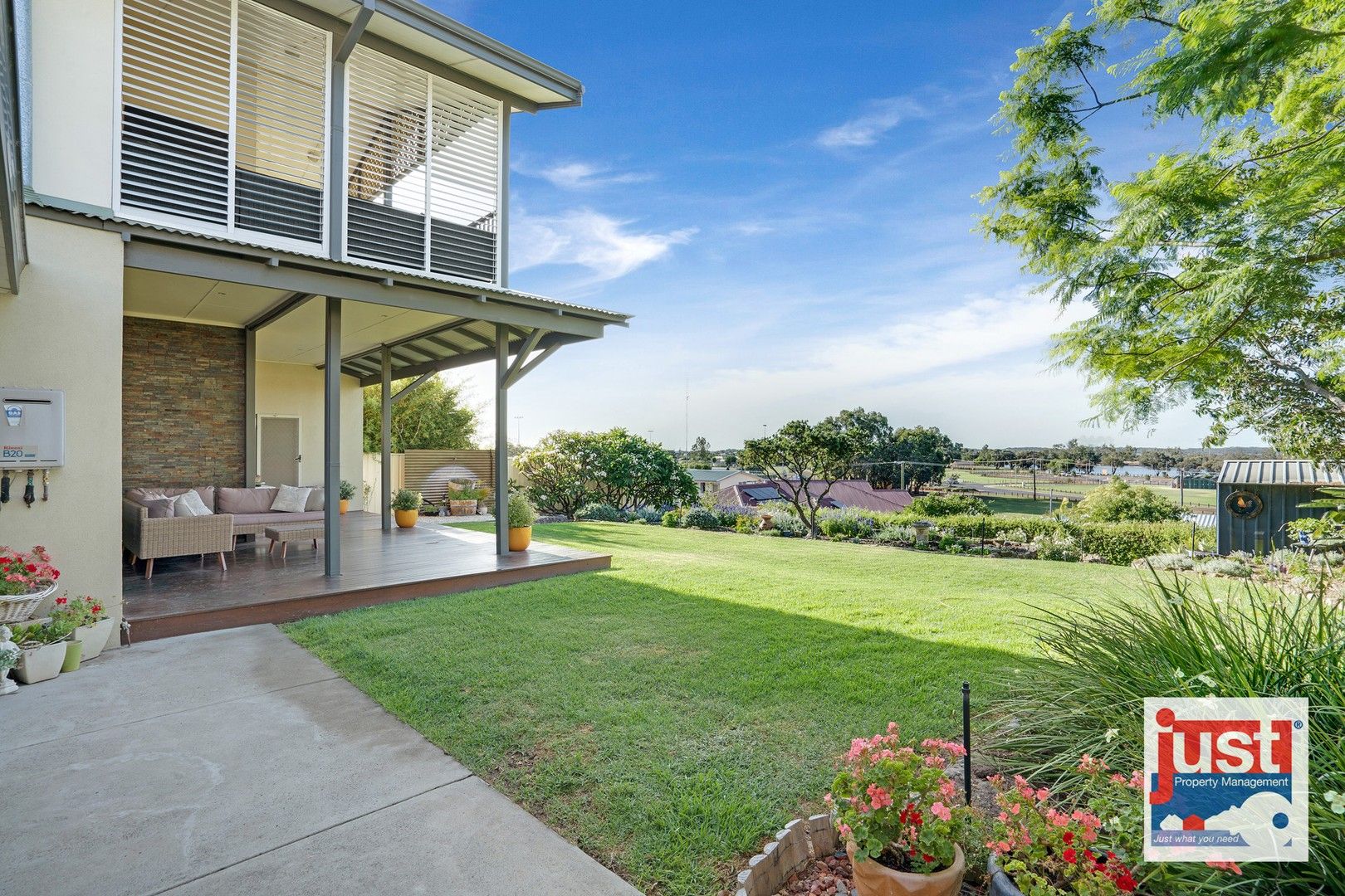 5 bedrooms House in 28 Eagle Cres EATON WA, 6232
