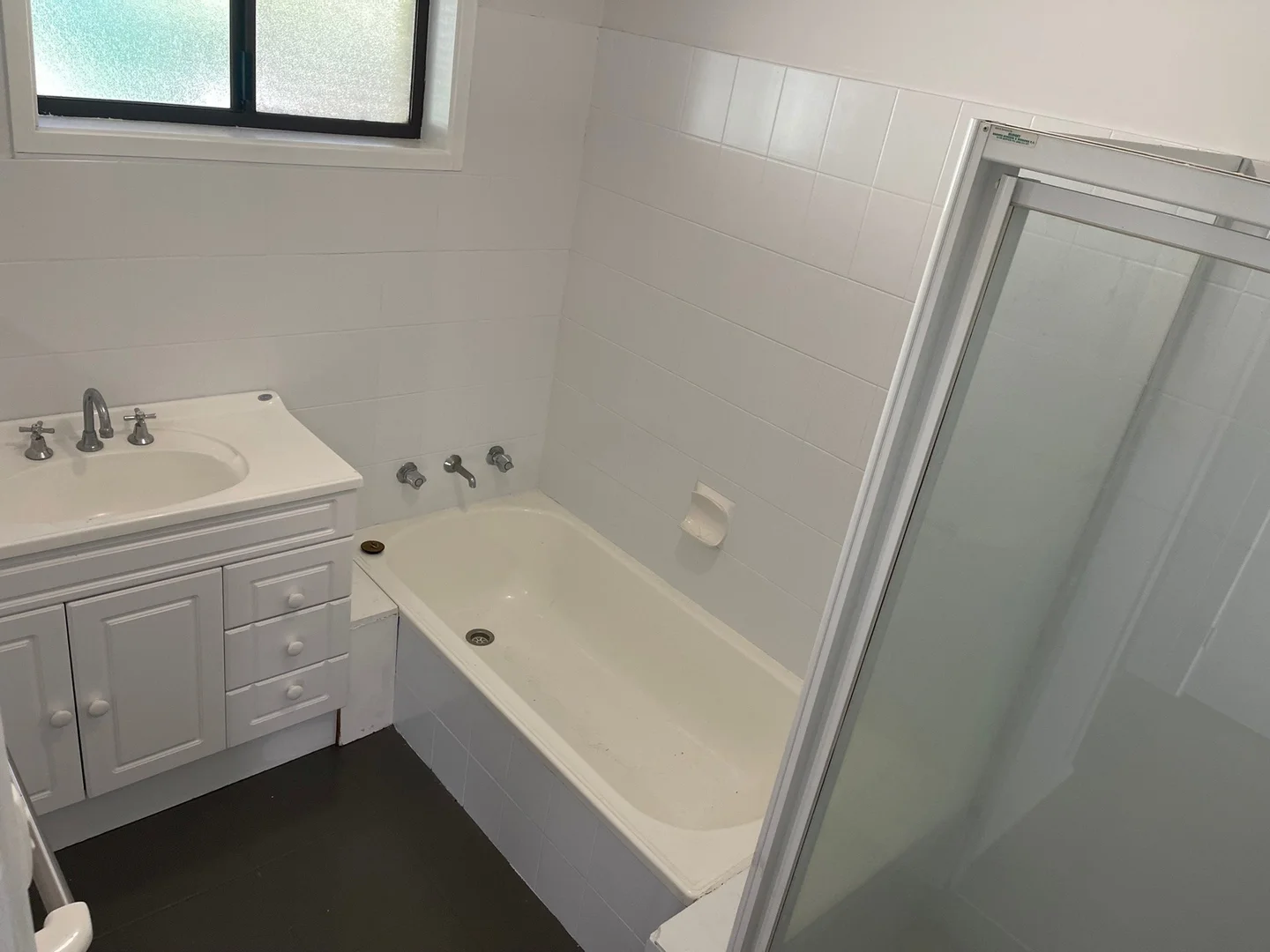 Additional image 6 of 24 Pugsley Avenue, Estella NSW 2650