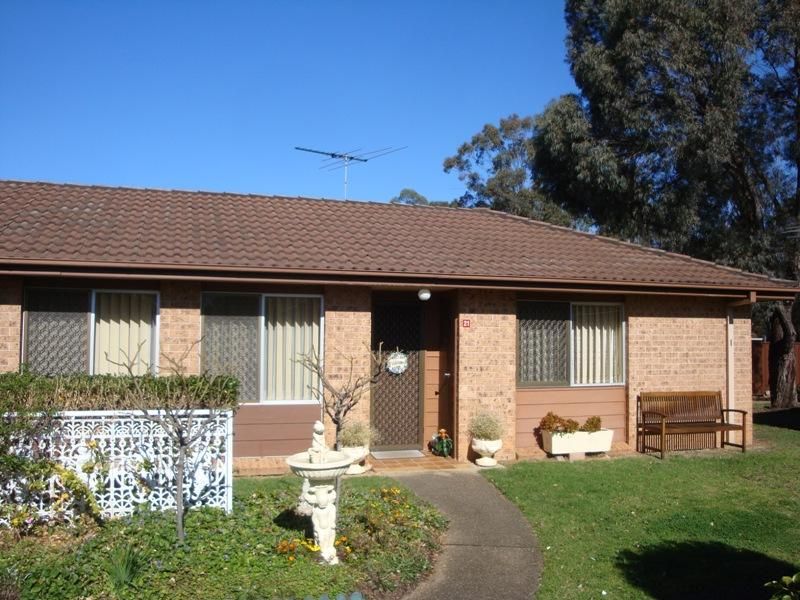 21/26 Turquoise Avenue, Bossley Park NSW 2176, Image 0