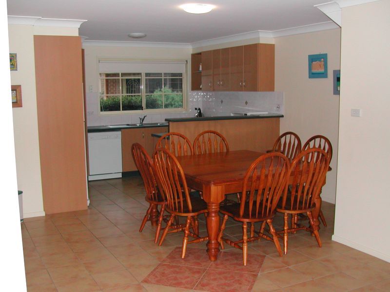 1/7 Crystal Cl, Fingal Bay NSW 2315, Image 2