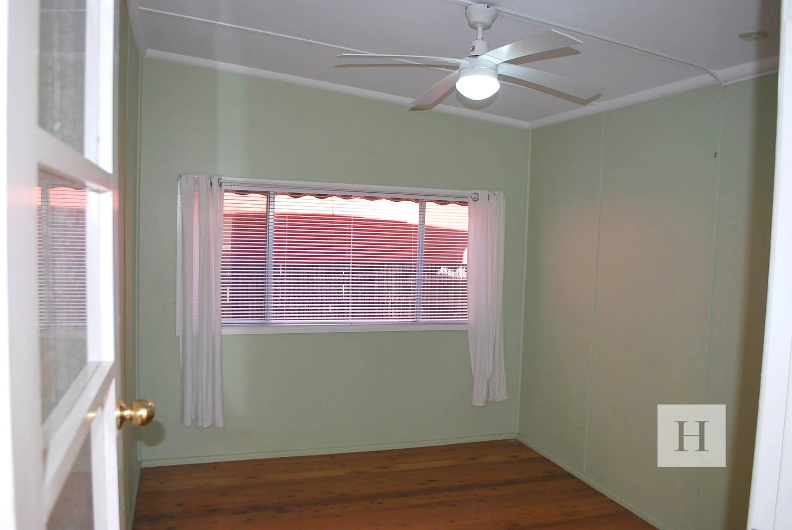 Additional image 4 of 13 Tingira Street, Charmhaven NSW 2263