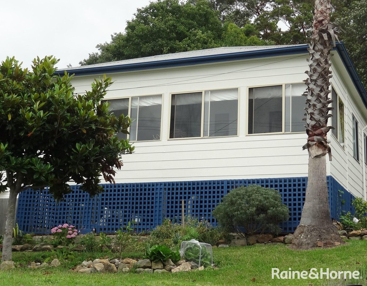 3 bedrooms House in 52 Phegans Bay Road PHEGANS BAY NSW, 2256