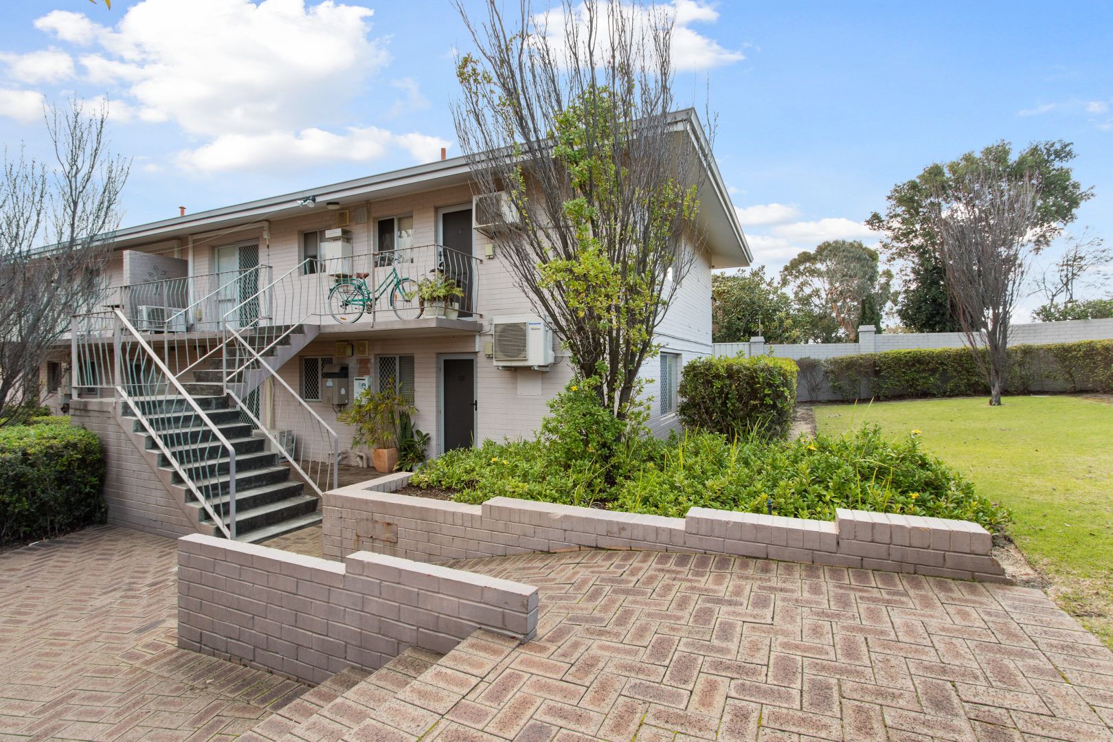 2/111113 Hubert Street, East Victoria Park WA 6101 Domain