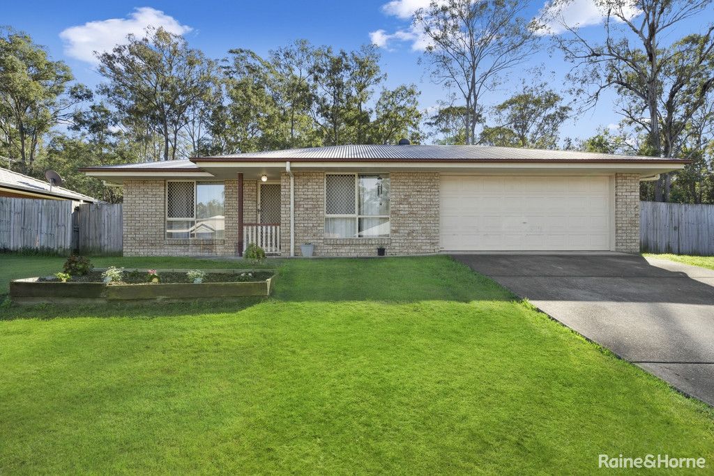 4 bedrooms House in 57 EVERGLADES DRIVE MORAYFIELD QLD, 4506