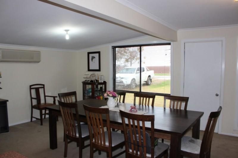 172 Cottman Road, WOORINEN VIC 3589, Image 2