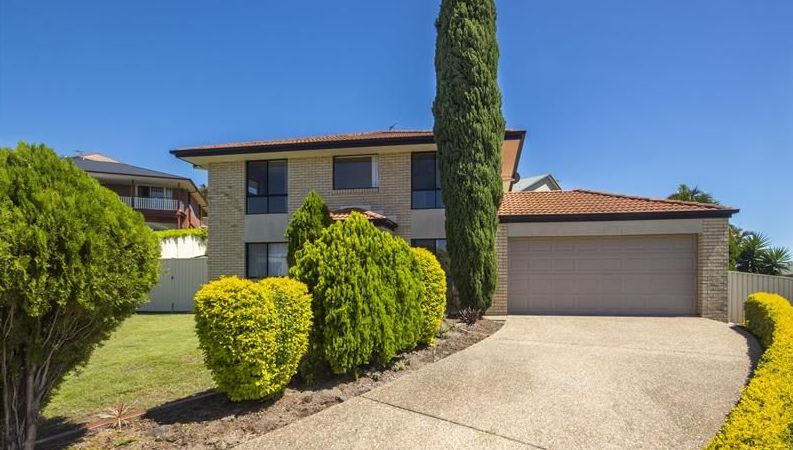 7 Van Brugge Court, Highland Park QLD 4211, Image 0