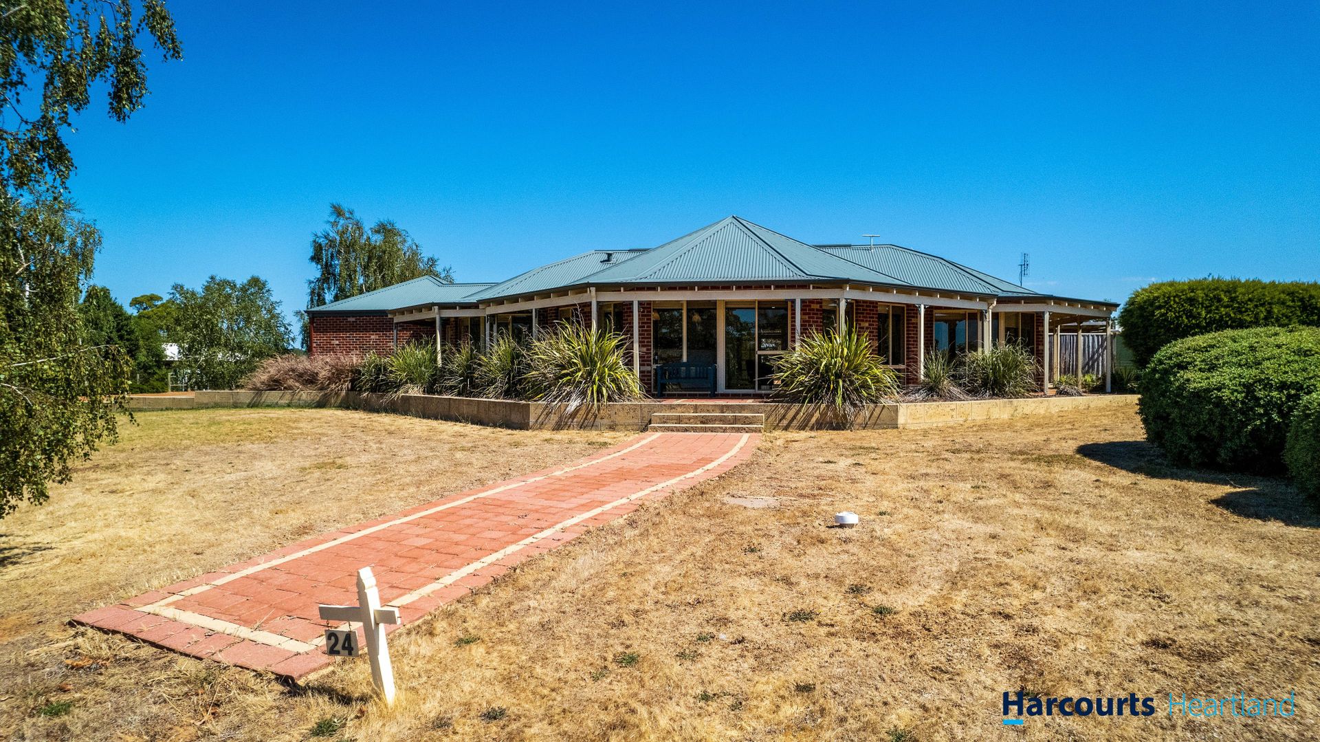 24 Manor Ridge, Bridgetown WA 6255, Image 2