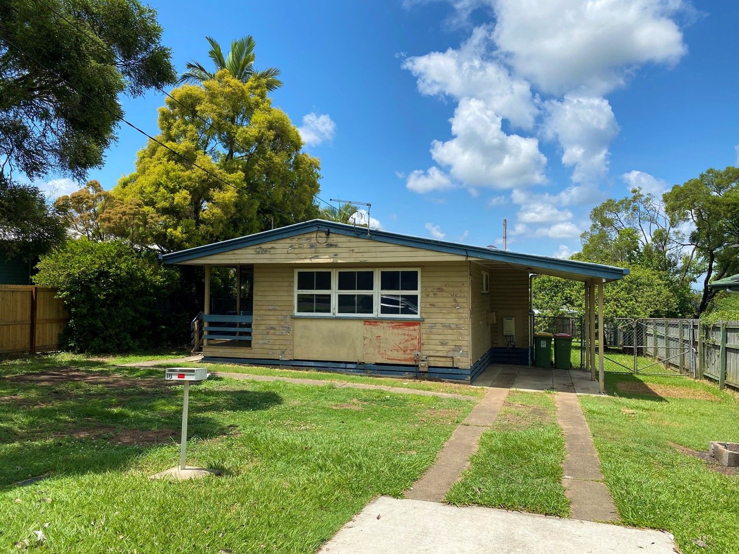 3 bedrooms House in 10 Coverack Street LEICHHARDT QLD, 4305