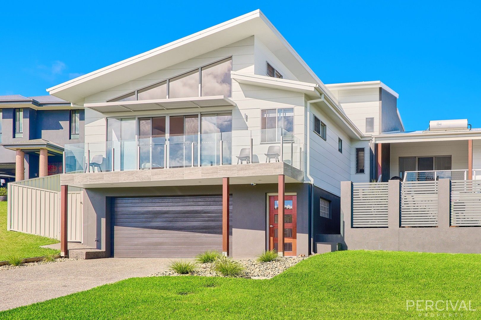 3 bedrooms House in 20B Ocean Ridge Terrace PORT MACQUARIE NSW, 2444