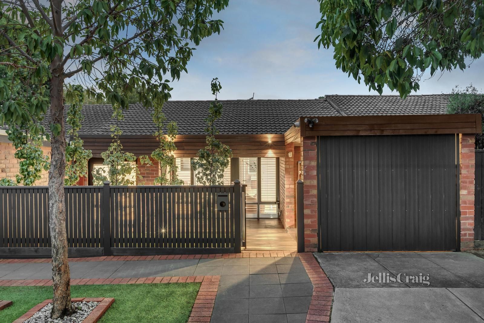 2/82 Brunel Street, Malvern East VIC 3145, Image 0