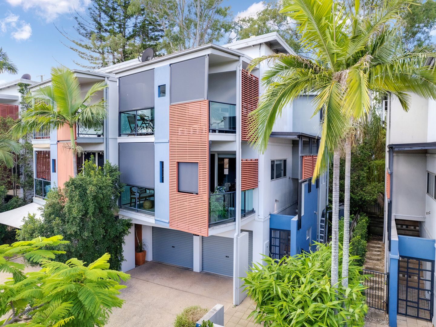 2B Kingfisher Lane, East Brisbane Property History & Address Research