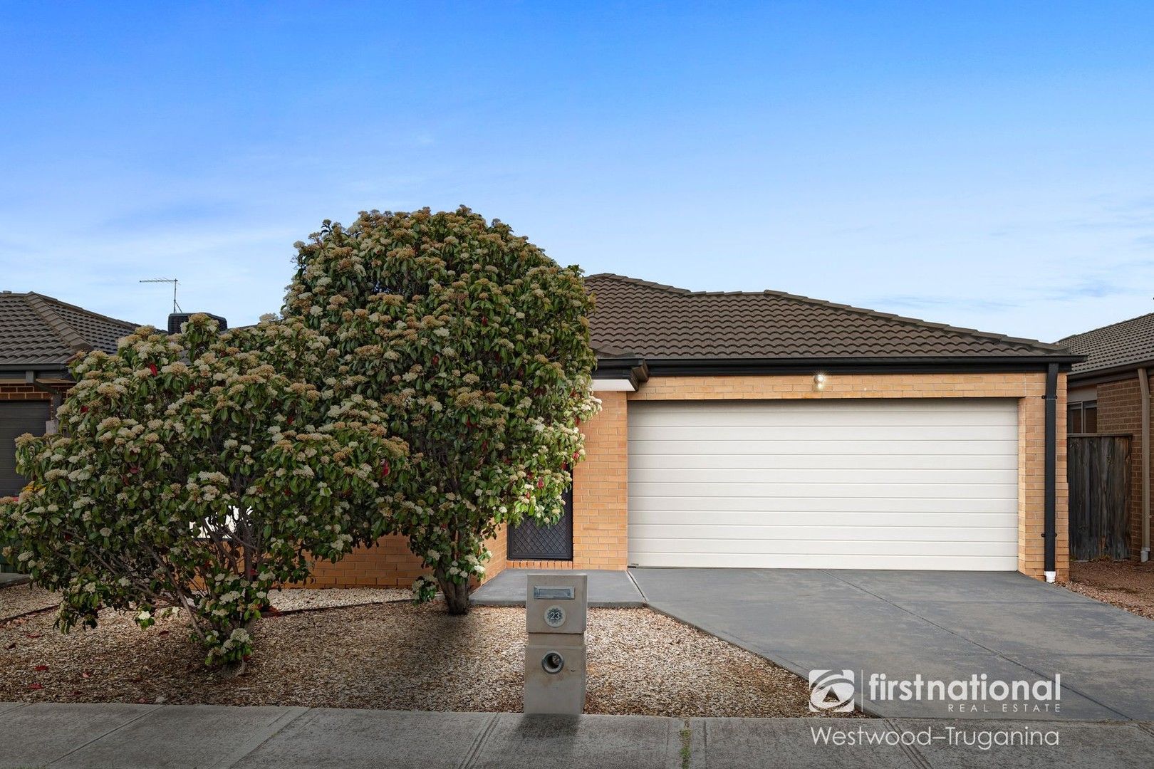4 bedrooms House in 23 Safari Drive TARNEIT VIC, 3029
