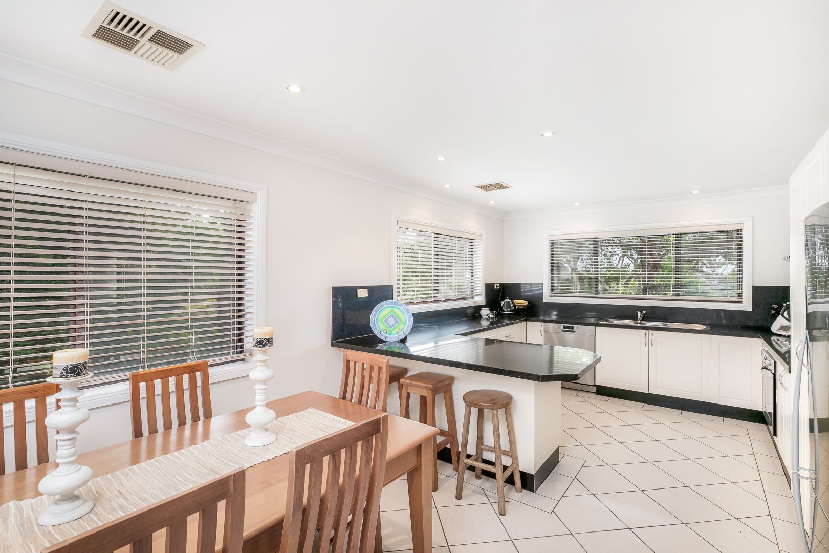 37 Cowan Street, Oyster Bay NSW 2225, Image 2