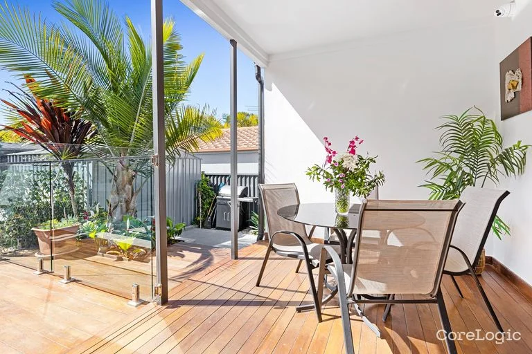 Additional image 5 of 33 Inveray Avenue, Benowa QLD 4217