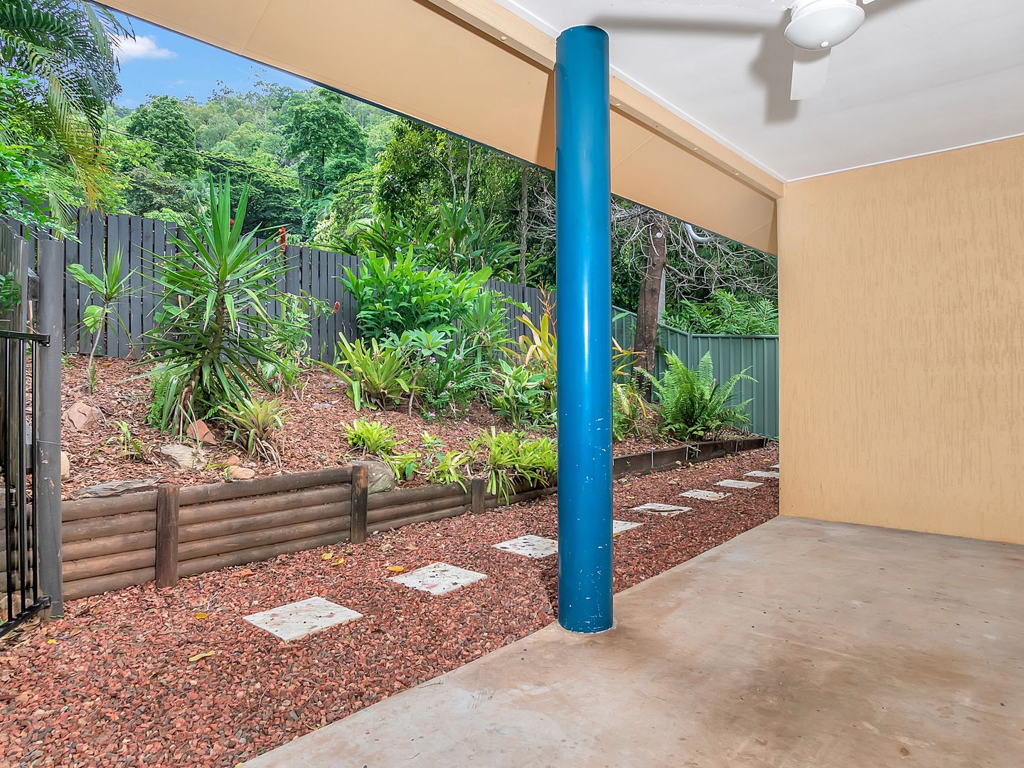 1/42 Mason Street, Stratford QLD 4870, Image 1