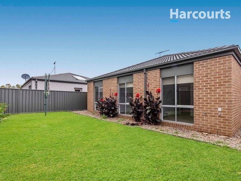 18 Mullein Bend, Cranbourne North VIC 3977, Image 1